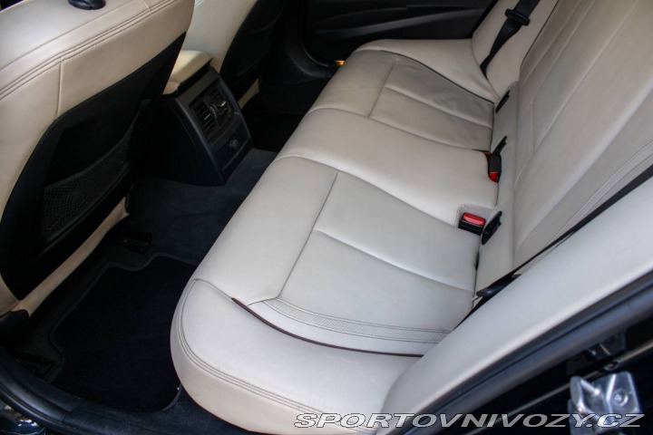 BMW 3 330d 190kW M Packet /AJ 2013