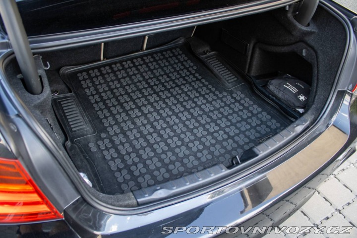 BMW 3 330d 190kW M Packet /AJ 2013