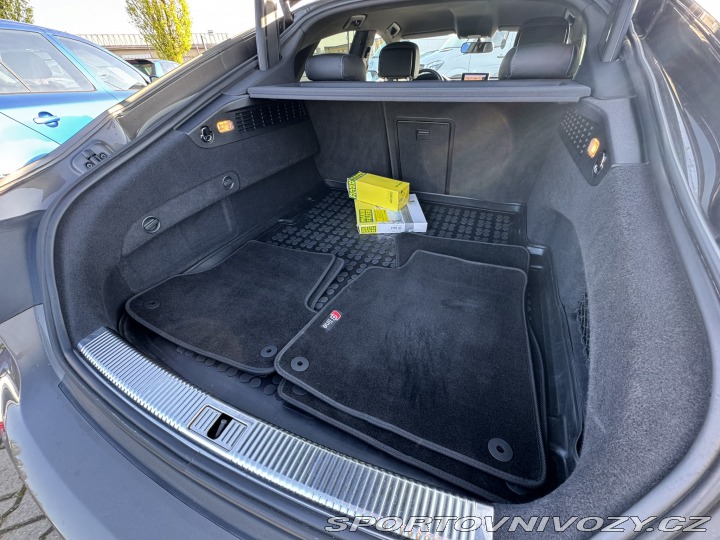 Audi A7 3,0 TDI 180 KW S-LINE QUA 2011