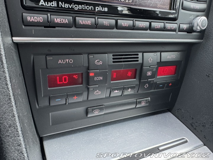 Audi S4 4,2V8 253KW ROZVODY 2003