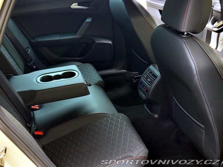 Seat Leon e-TSI FR, CEBIA 2020