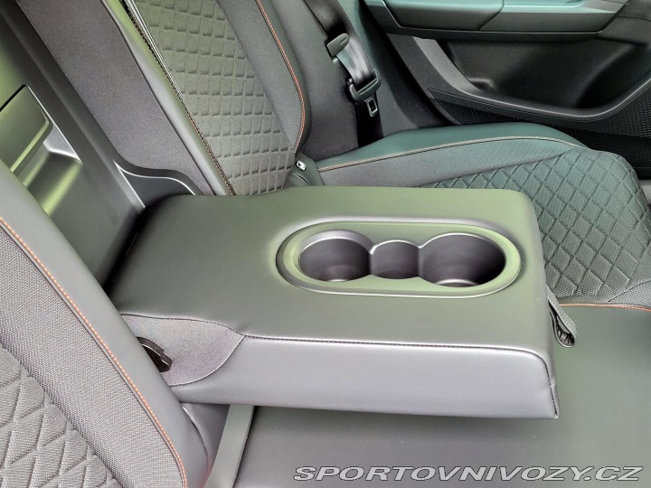 Seat Leon e-TSI FR, CEBIA 2020