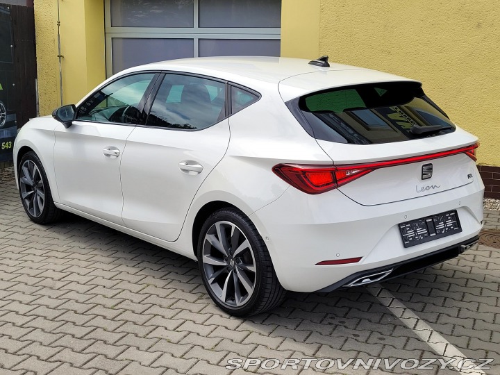 Seat Leon e-TSI FR, CEBIA 2020