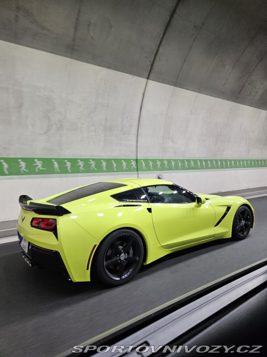 Chevrolet Corvette C7 6.2L V8 MOŽNÝ PRONÁJEM 2014