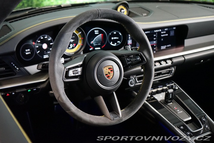 Porsche 911 992 Turbo S Carbon Záruka 2020
