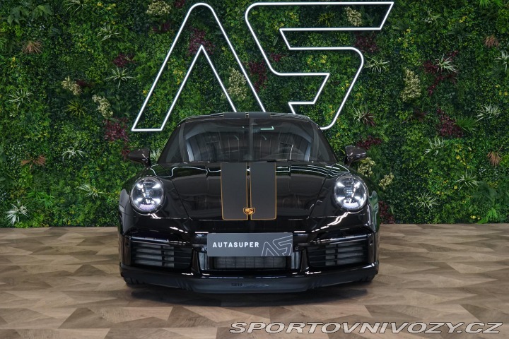 Porsche 911 992 Turbo S Carbon Záruka 2020