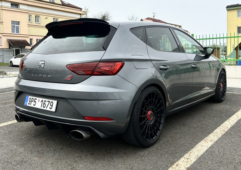 Seat Leon Cupra 300