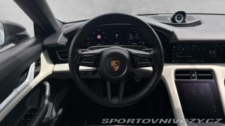 Porsche Taycan Turbo 2021