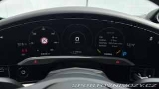 Porsche Taycan Turbo 2021