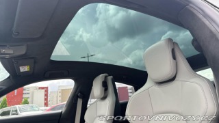 Porsche Taycan Turbo 2021