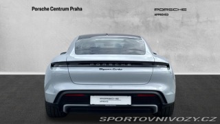 Porsche Taycan Turbo 2021