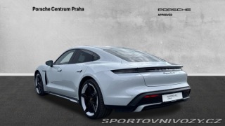 Porsche Taycan Turbo 2021