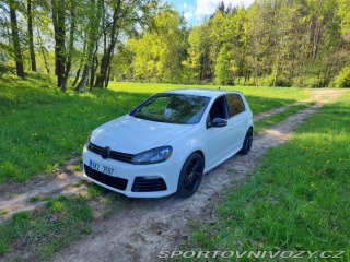 Volkswagen Golf VI R 2.0tsi 199kw 2010