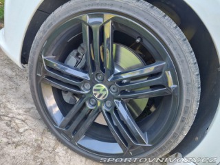 Volkswagen Golf VI R 2.0tsi 199kw 2010