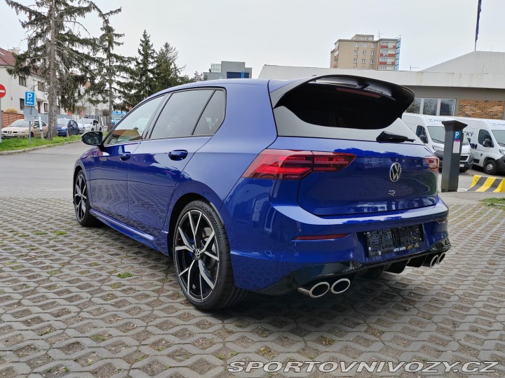 Volkswagen Golf 8R Performance 2021
