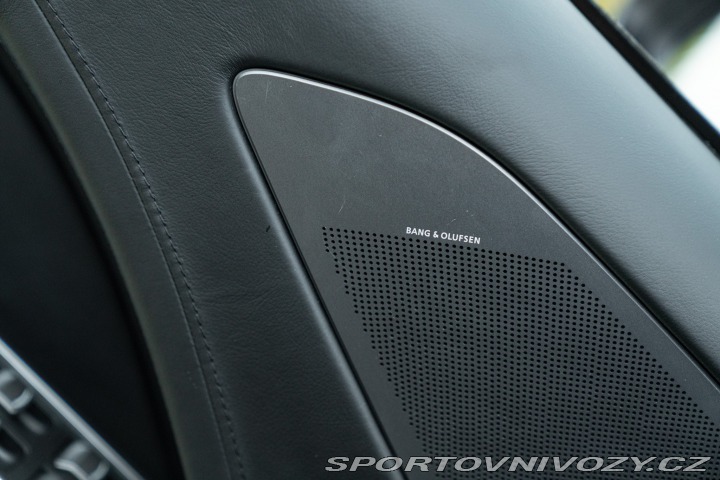 Aston Martin Rapide 2010