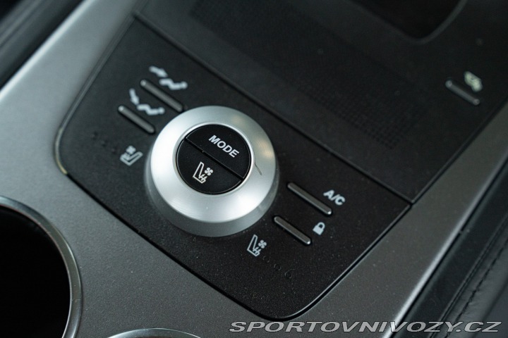 Aston Martin Rapide 2010