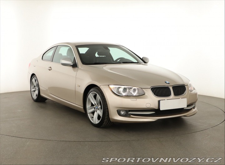 BMW 3 M Paket 320 i 2011