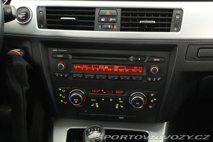 BMW 3 M Paket 320 i 2011