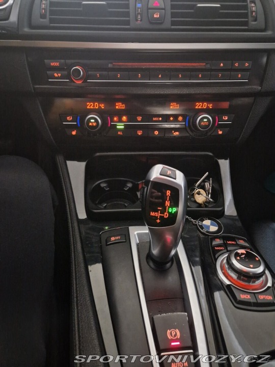 BMW 5 2,0 520D 2010