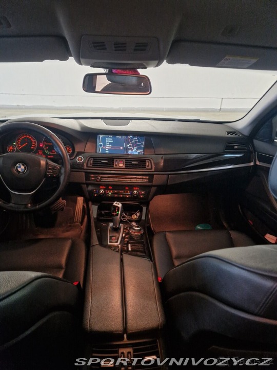 BMW 5 2,0 520D 2010
