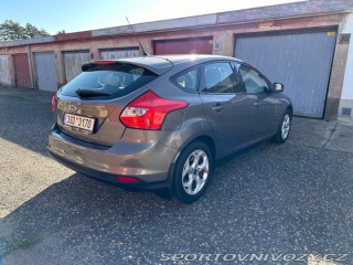 Ford Ostatní modely Focus 1,6   16V 77 kw - benzín 2011