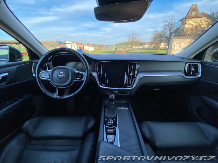 Volvo V60 2,0 D4 Geartronic, 140k 2019