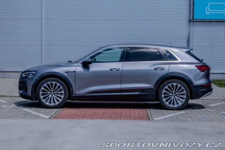 Audi Ostatní modely E-tron 55 quattro Advanced, 300 2020