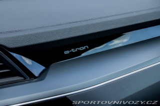 Audi Ostatní modely E-tron  55 quattro Advanced, 300 2020