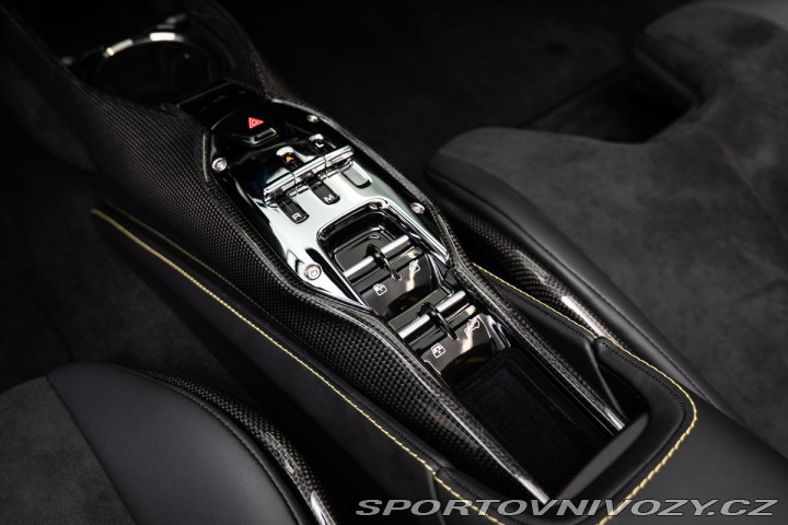 Ferrari SF90 Spider/LIFT/LEDS/360/Karb 2024