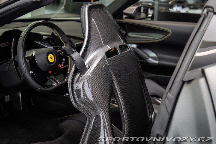 Ferrari SF90 Spider/LIFT/LEDS/360/Karb 2024