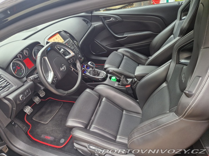 Opel Astra OPC 2017