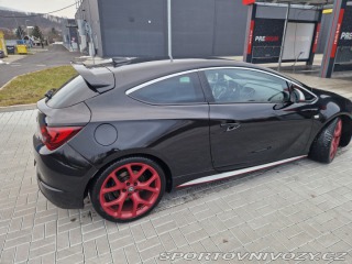 Opel Astra OPC 2017