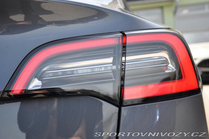 Tesla Model 3 Long Range AWD 2021