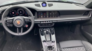 Porsche 911 Carrera Cabriolet 2025