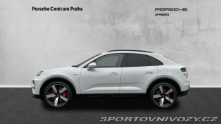 Porsche Macan Turbo 2024