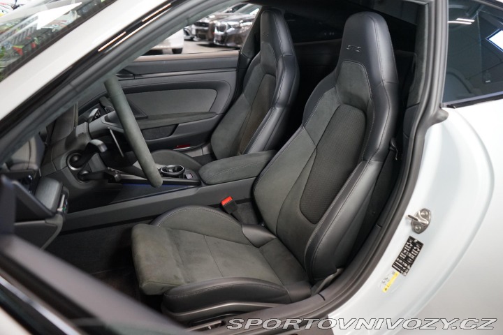 Porsche 911 992.2 4 GTS BOSE Matrix I 2025