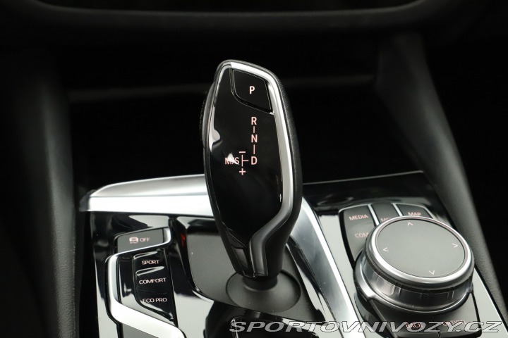 BMW 5 Sport Line 540i xDrive 2019