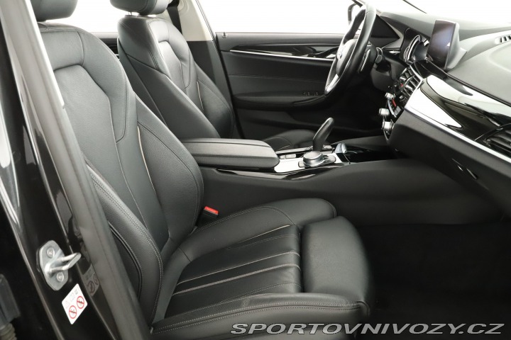 BMW 5 Sport Line 540i xDrive 2019