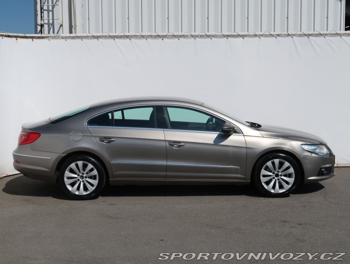 Volkswagen Passat CC CC Sportline 2.0 TDI 2011