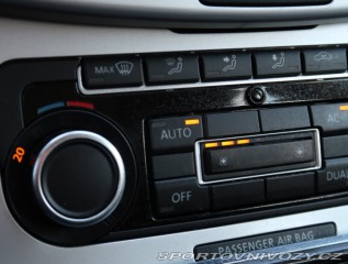 Volkswagen Passat CC CC Sportline 2.0 TDI 2011