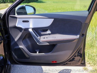 Mercedes-Benz A 2,0 200 AMG Premium 2024