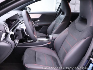 Mercedes-Benz A 2,0 200 AMG Premium 2024