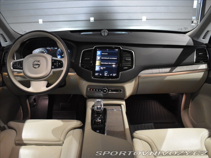 Volvo Ostatní modely XC90 2,0 B6 AWD INS B&W,Vz 2022