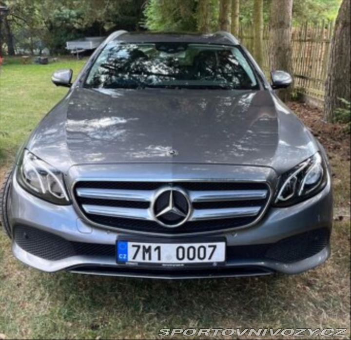 Mercedes-Benz E 2,2 E220 R.V. 10/2017 2017