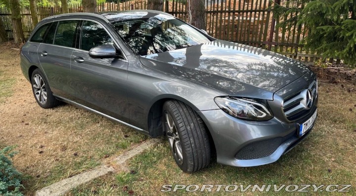 Mercedes-Benz E 2,2 E220 R.V. 10/2017 2017