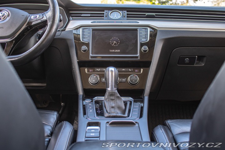 Volkswagen Ostatní modely Passat Variant Variant 2.0 BiTDI 240k B 2014