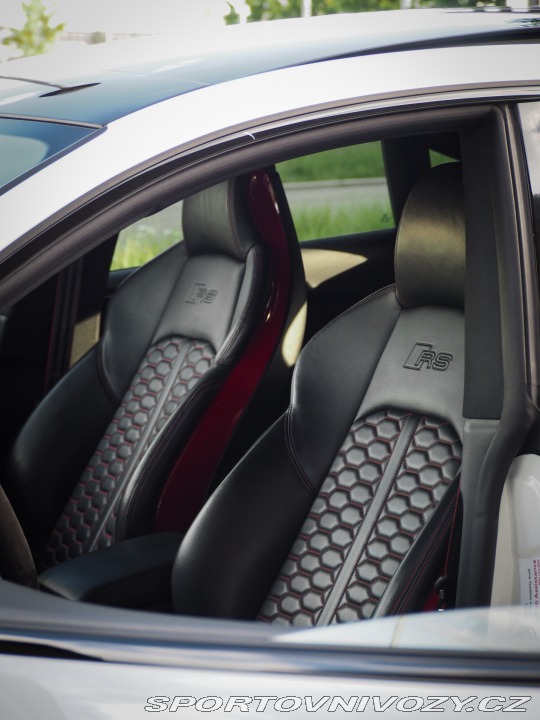 Audi RS5 2021