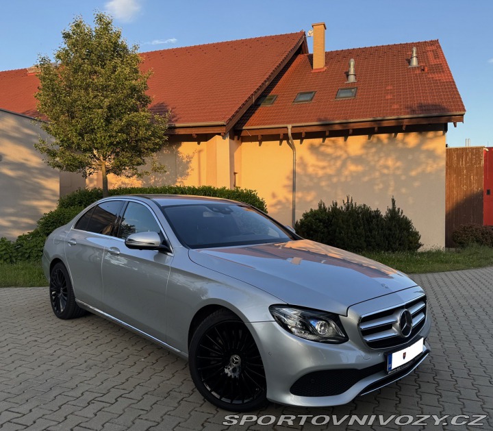 Mercedes-Benz E E400 V6 Biturbo benzin 2017