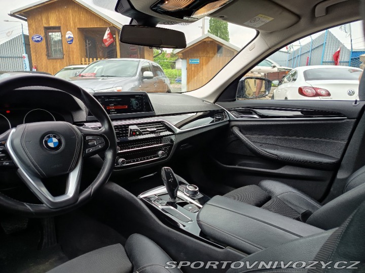 BMW 5 530D xDrive Sport Line ČR 2017